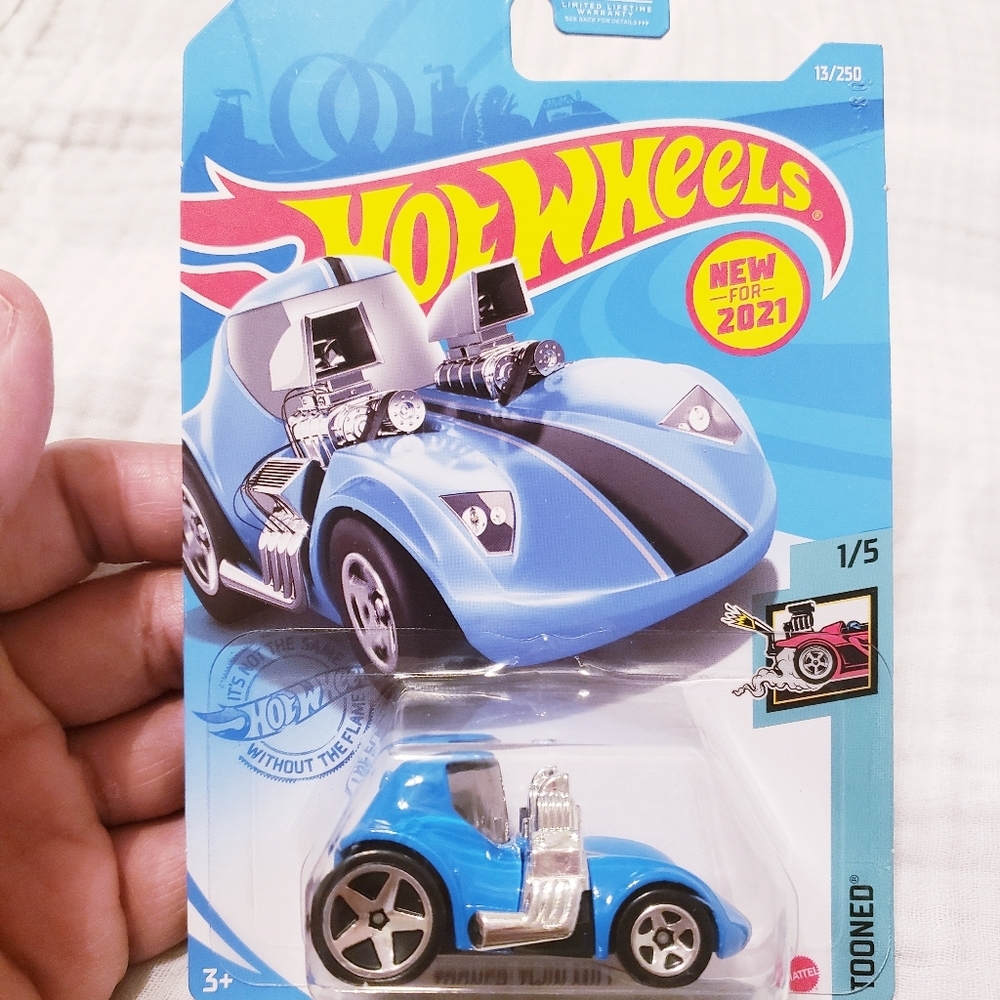 Hot Wheels Tooned Twin Mill. NWT.